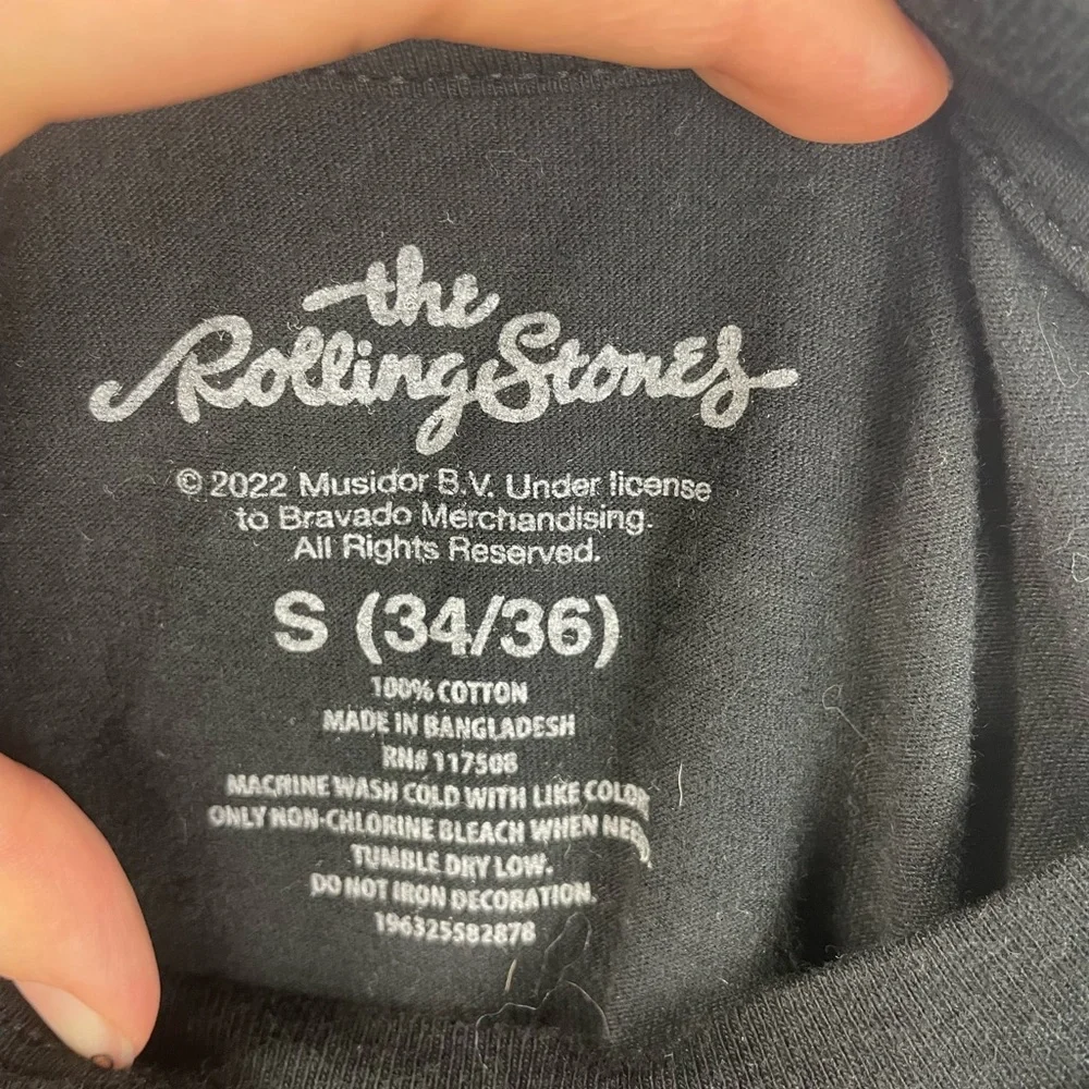 The Rolling Stones Black Graphic Band Crewneck Short Sleeve Shirt S Women’s GUC - Picture 4 of 5